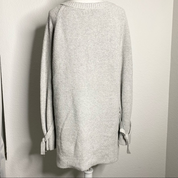 AERIE Gray Oversized Sweater - Picture 2 of 9